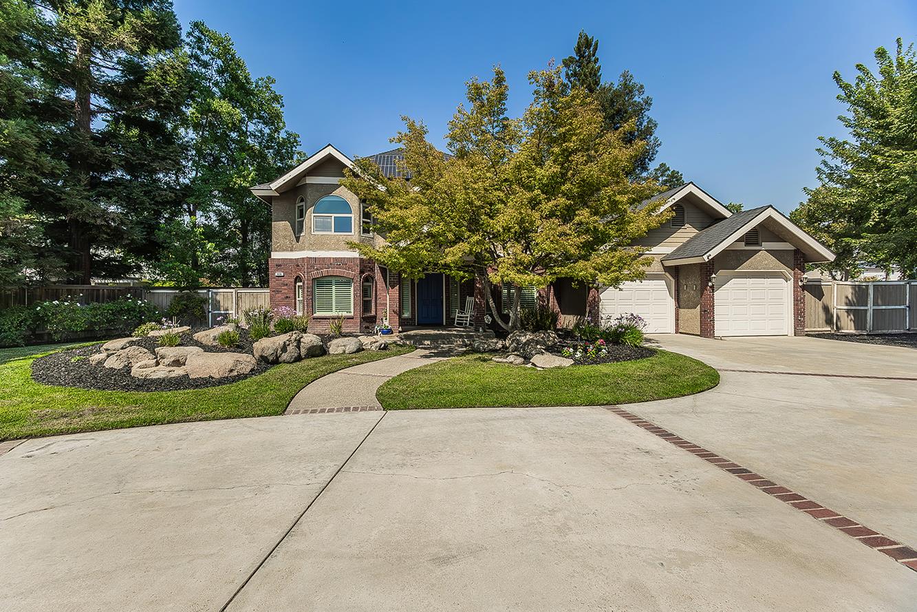 609 E Teal Cir, Fresno, CA 93730
