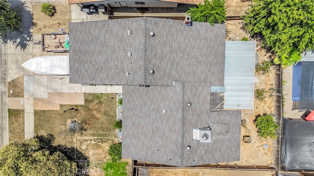 4883 E Geary St, Fresno, CA 93725