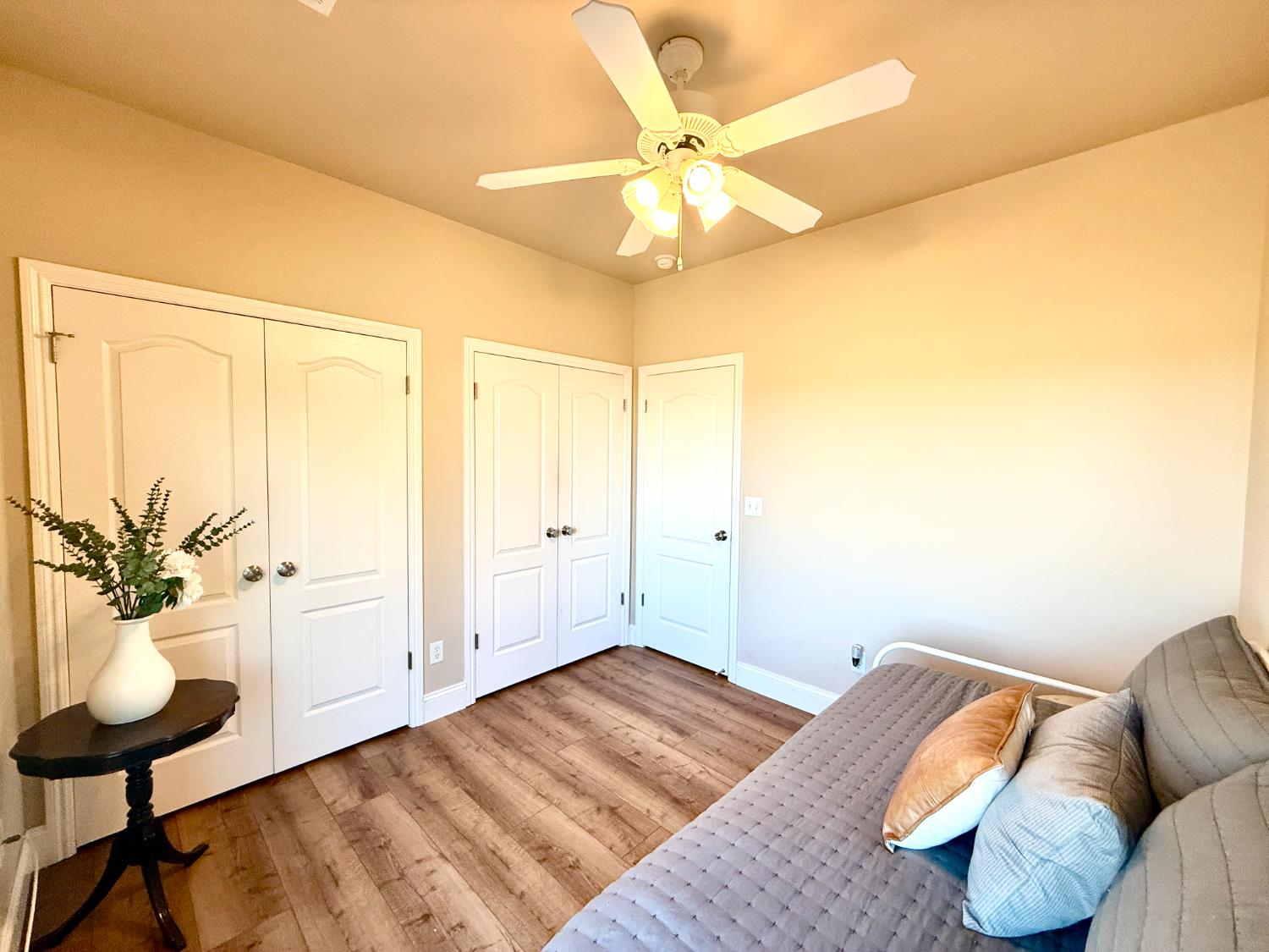 835 N Hornet Ave, Fresno, CA 93737