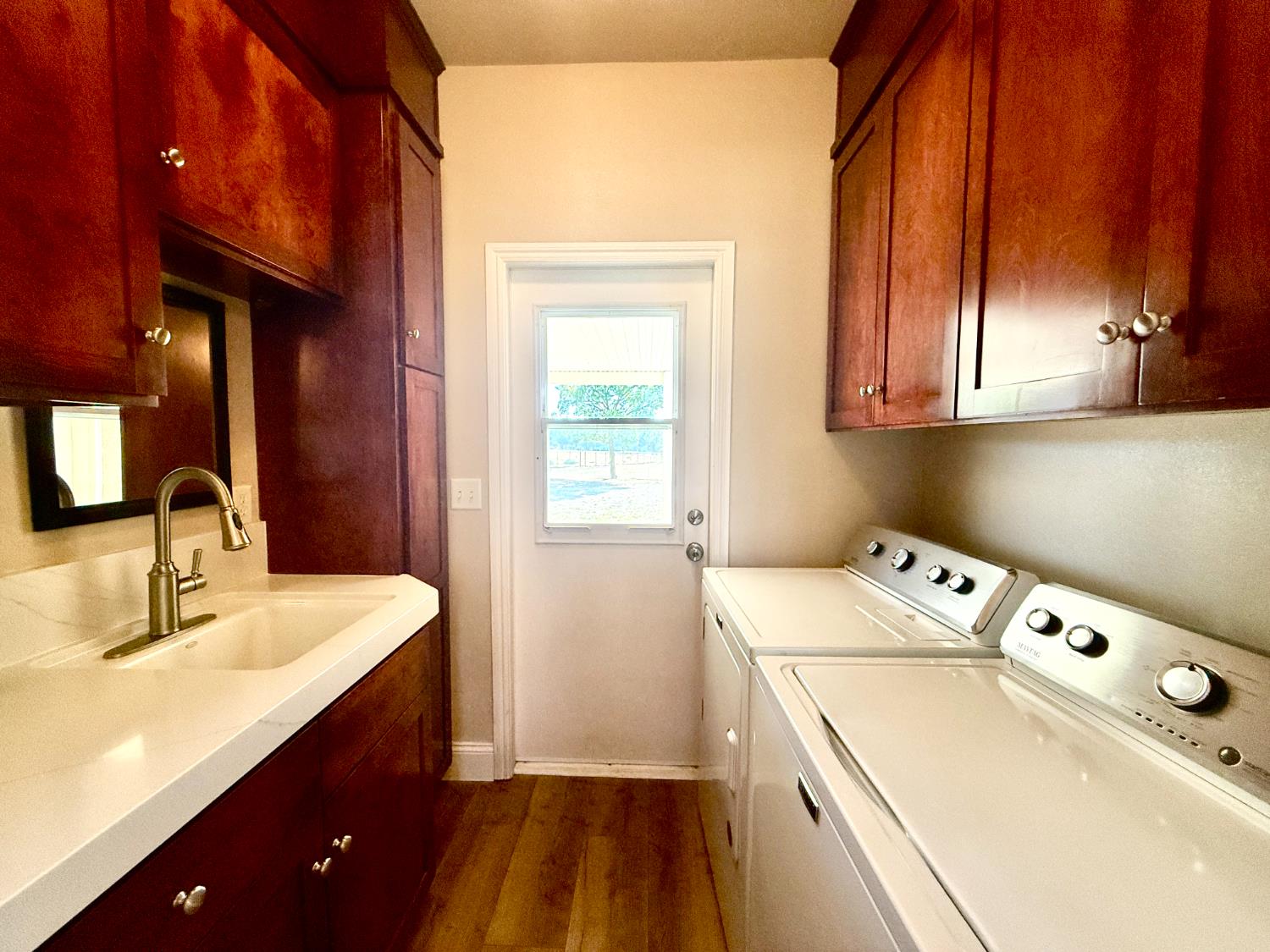 835 N Hornet Ave, Fresno, CA 93737