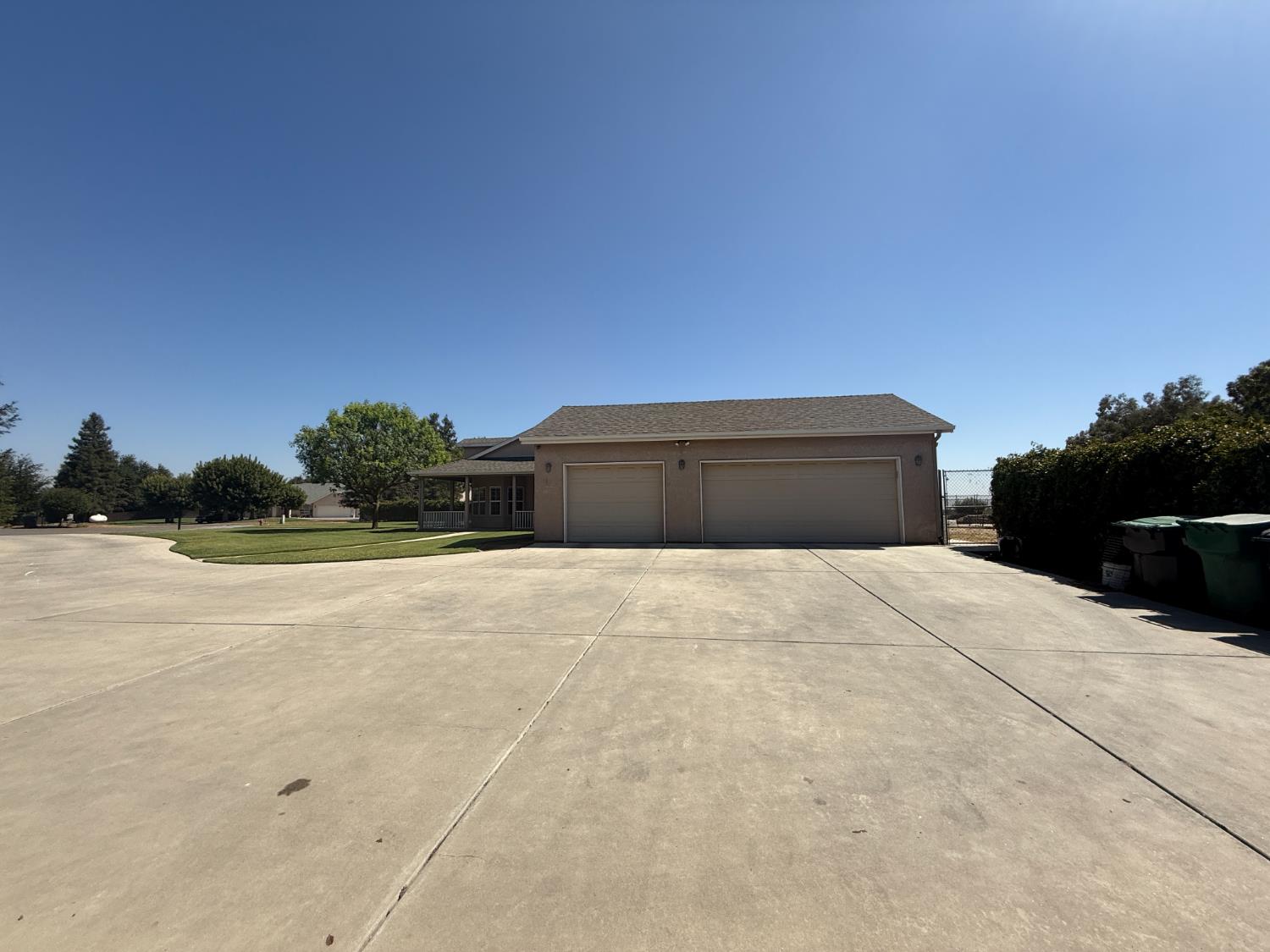 835 N Hornet Ave, Fresno, CA 93737