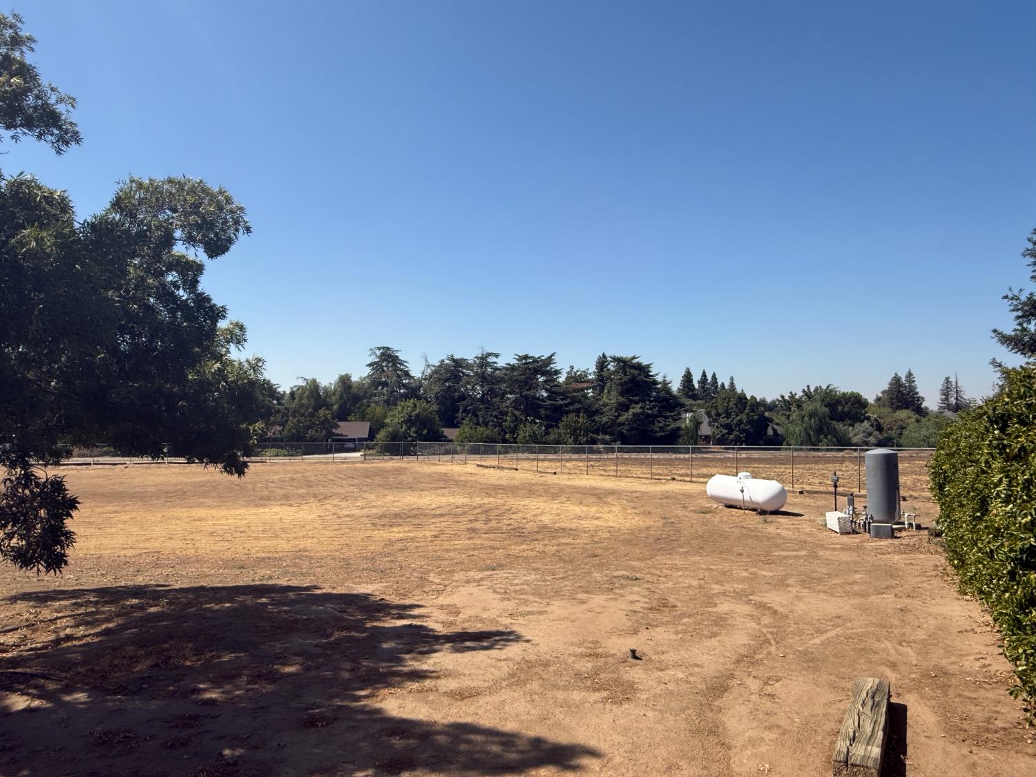 835 N Hornet Ave, Fresno, CA 93737