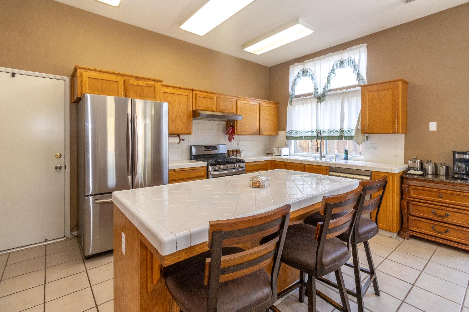 5504 W Browning Ave, Fresno, CA 93722