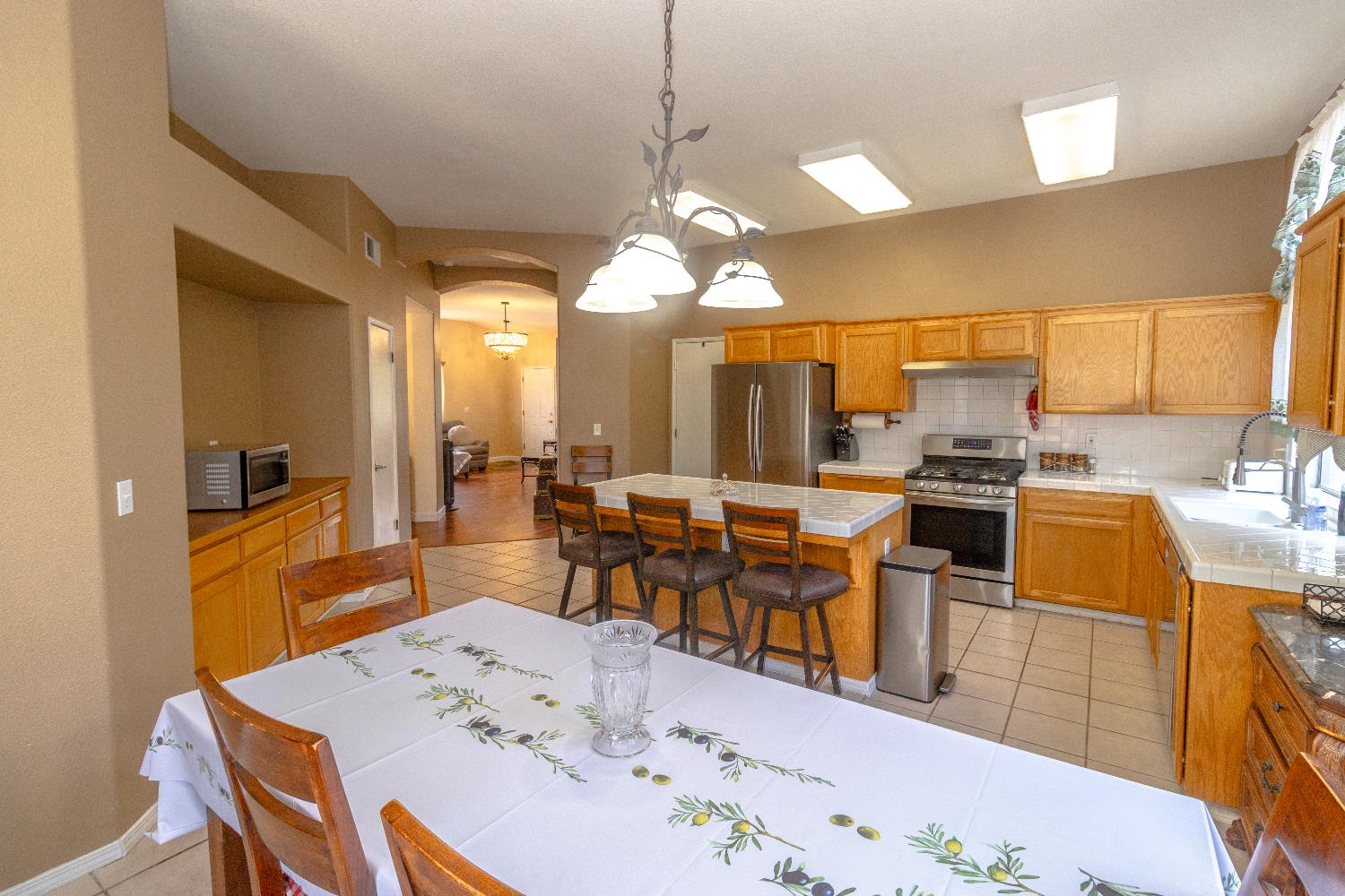 5504 W Browning Ave, Fresno, CA 93722
