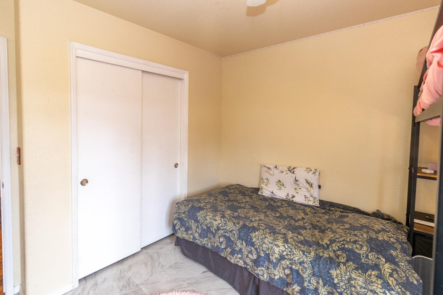 5504 W Browning Ave, Fresno, CA 93722