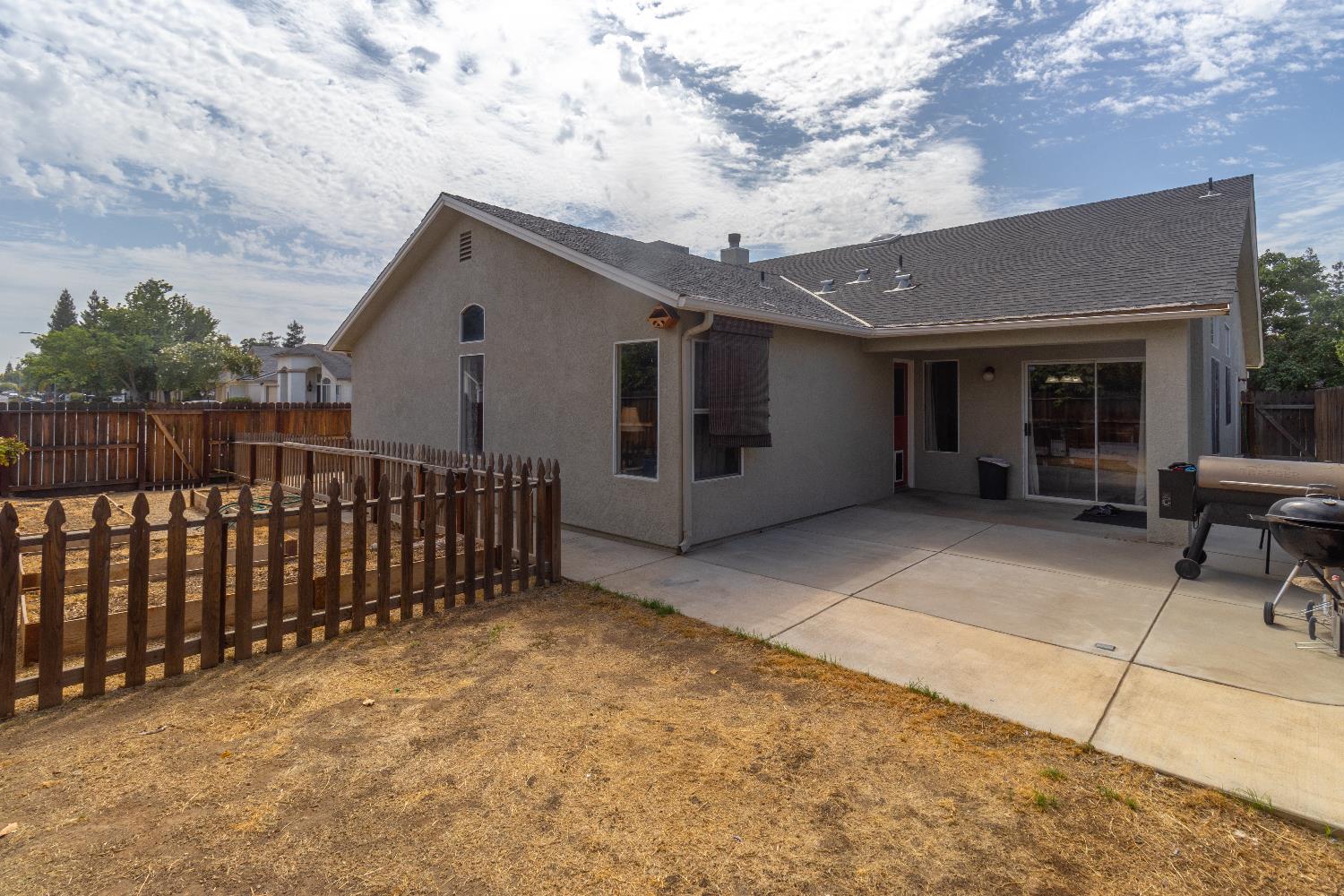 5504 W Browning Ave, Fresno, CA 93722