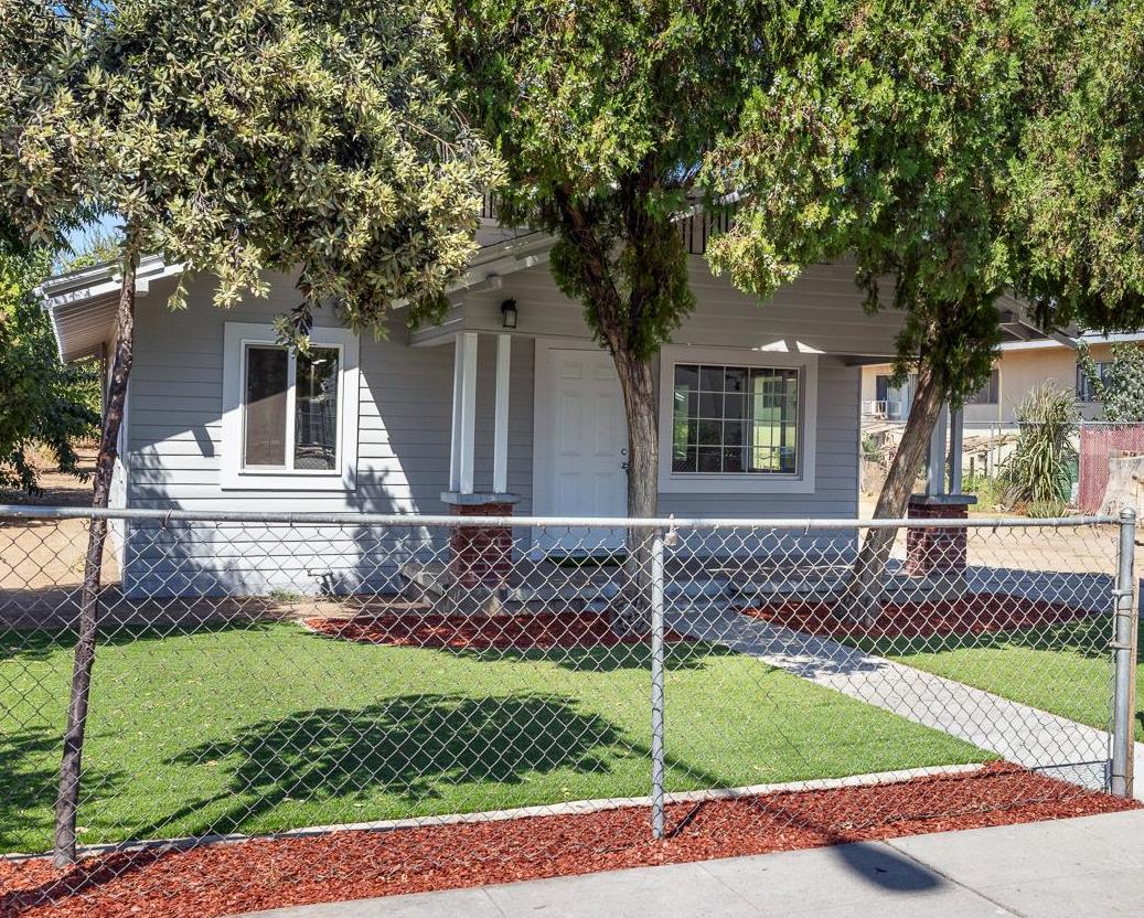3639 E Lowe Ave, Fresno, CA 93702