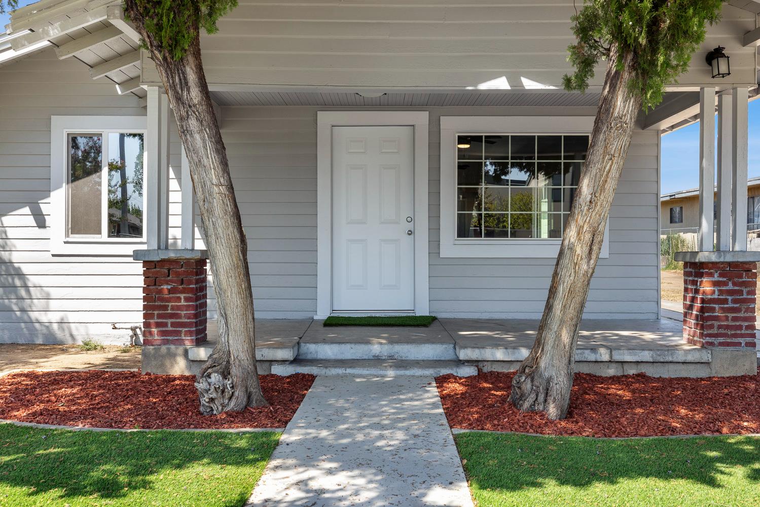 3639 E Lowe Ave, Fresno, CA 93702