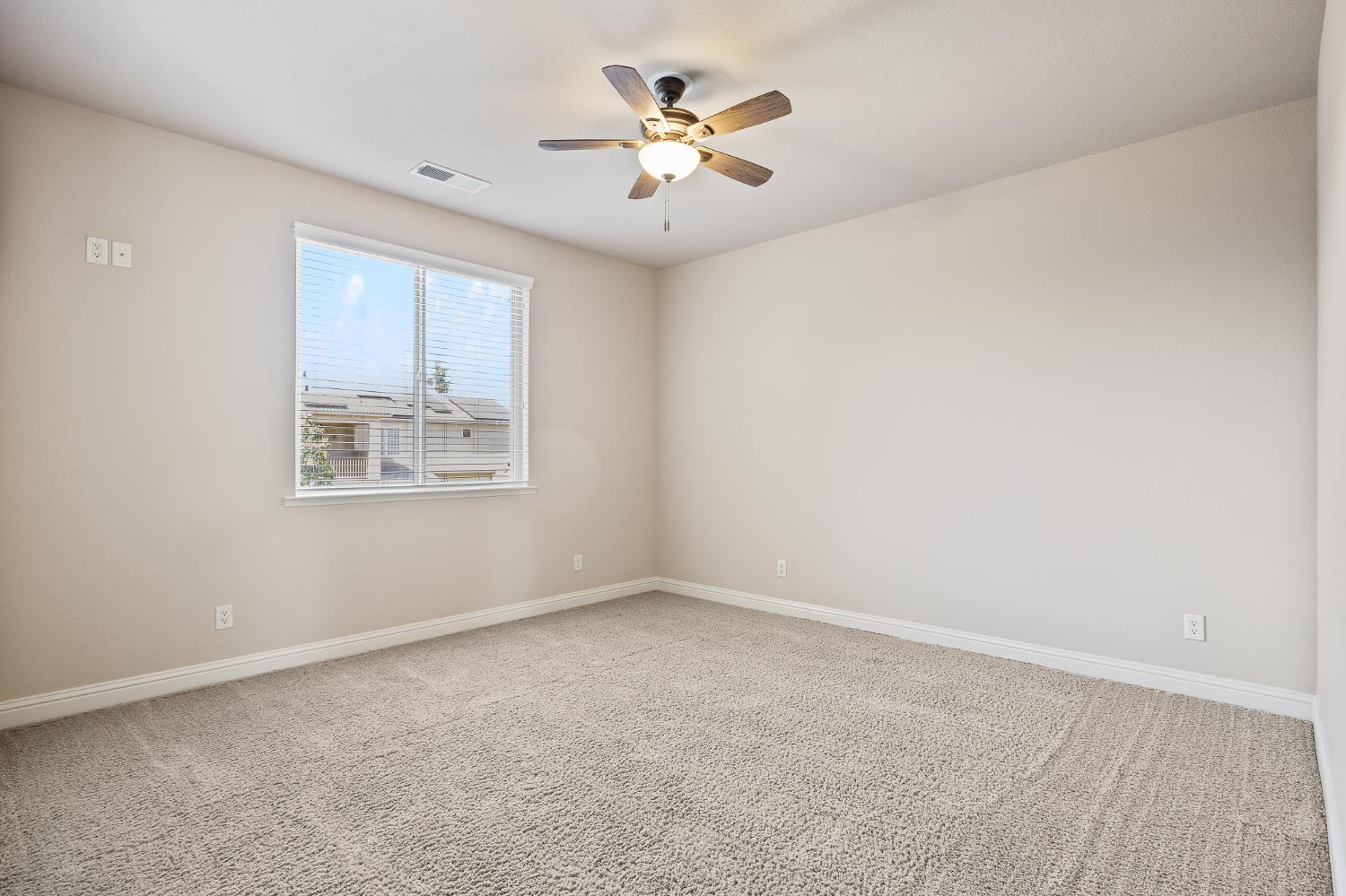 6640 W Celeste Ave, Fresno, CA 93723
