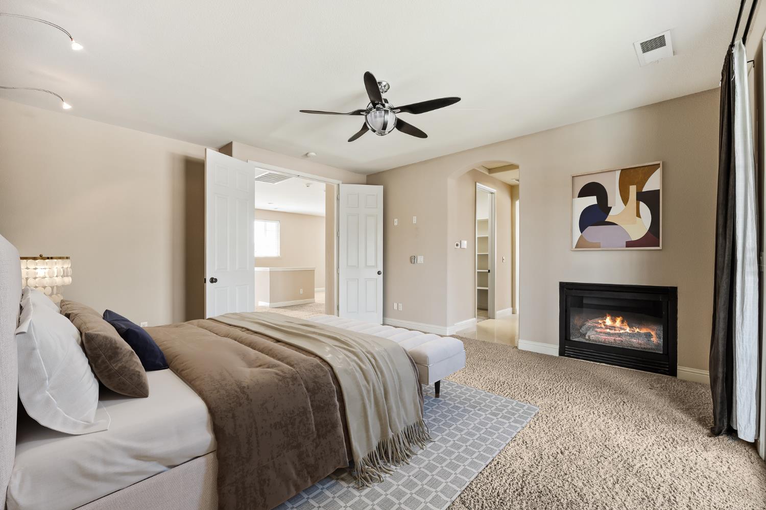 6640 W Celeste Ave, Fresno, CA 93723