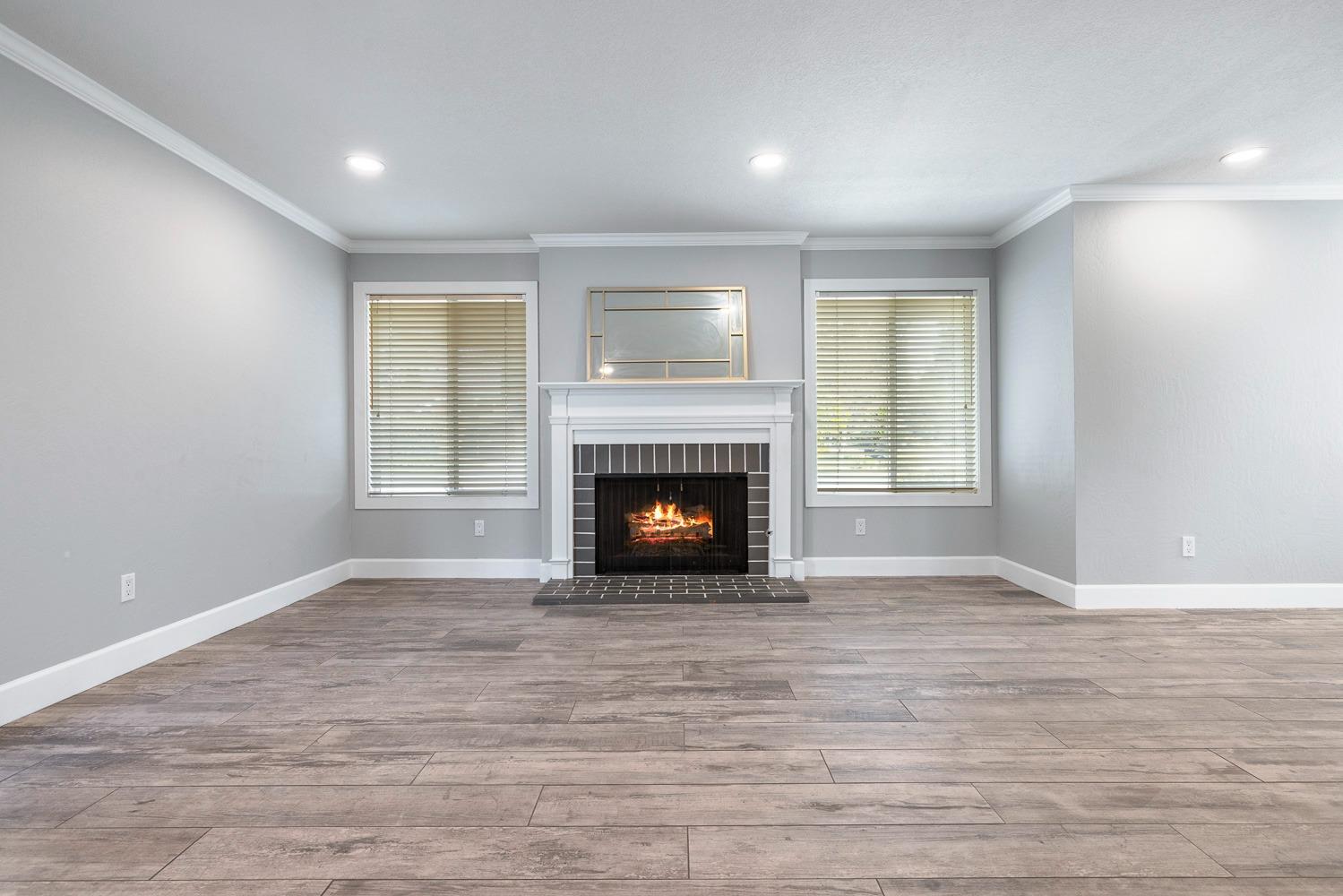 6701 N Dewey, Fresno, CA 93711