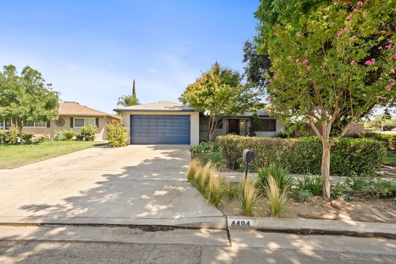 4484 N Woodson Ave, Fresno, CA 93705
