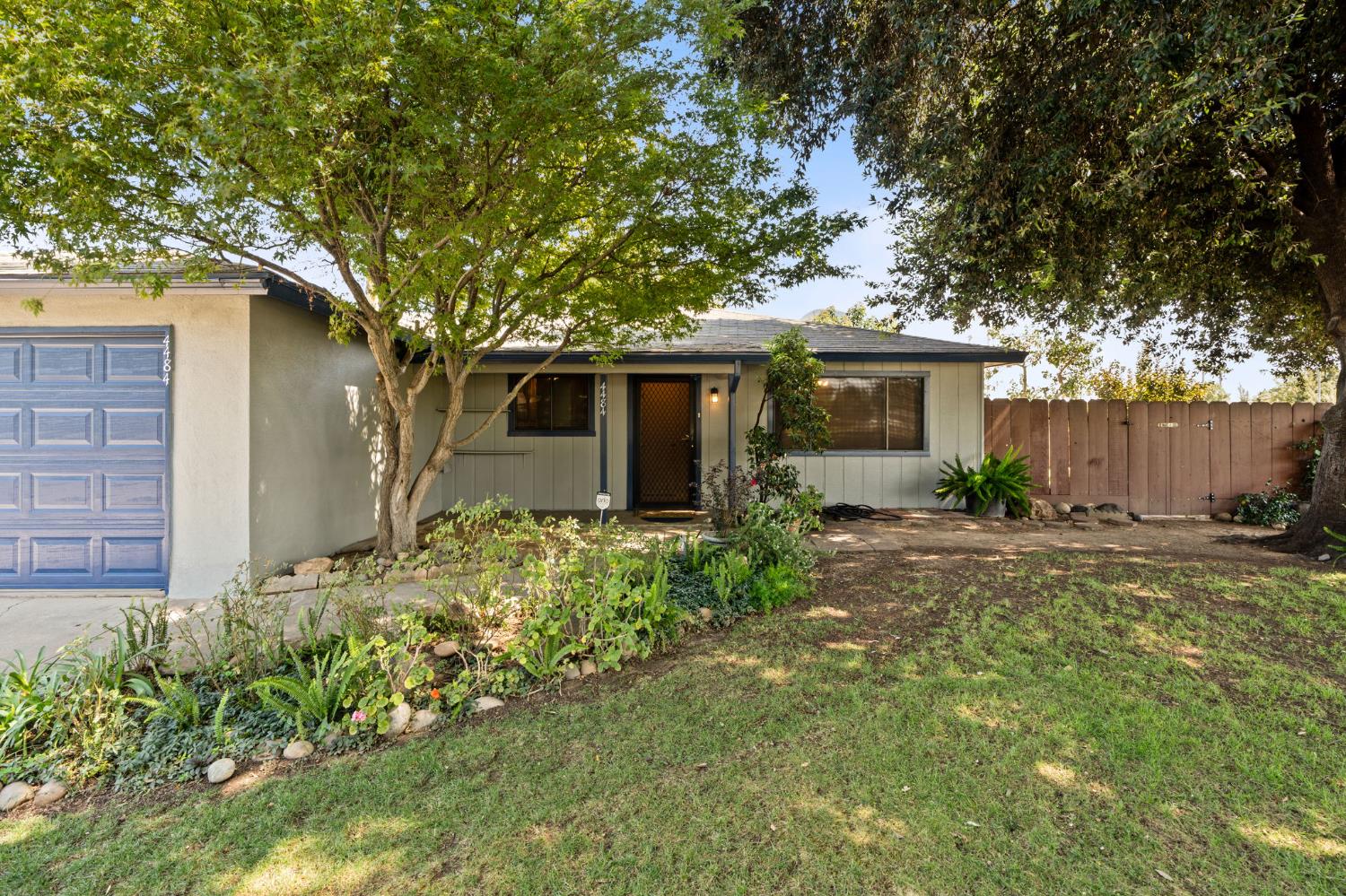 4484 N Woodson Ave, Fresno, CA 93705