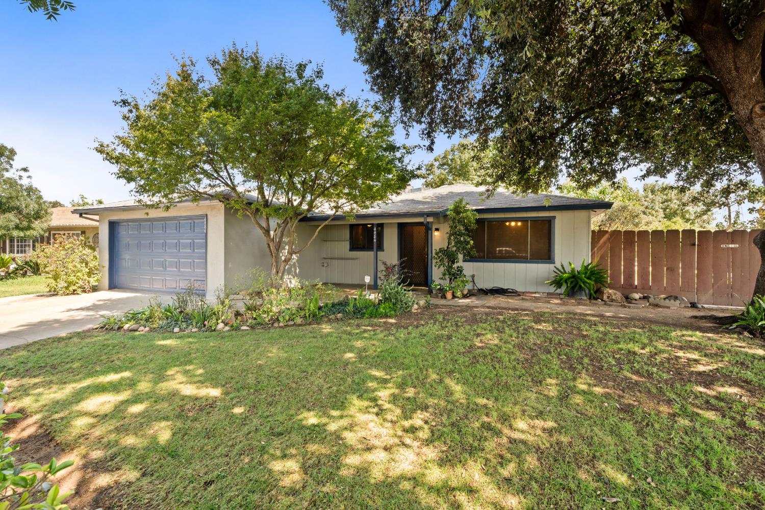 4484 N Woodson Ave, Fresno, CA 93705