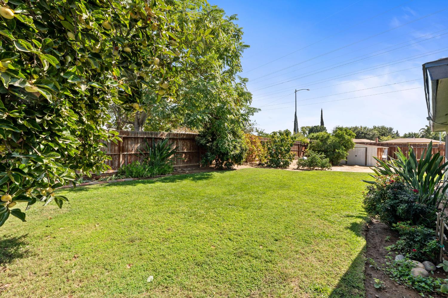 4484 N Woodson Ave, Fresno, CA 93705