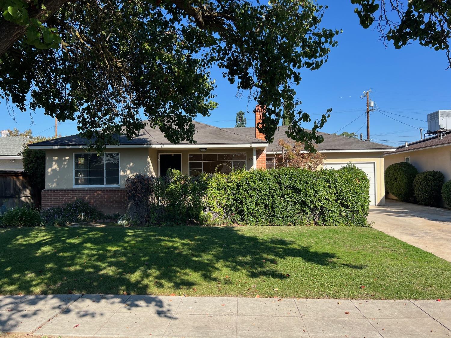 424 W Robinson Ave, Fresno, CA 93705