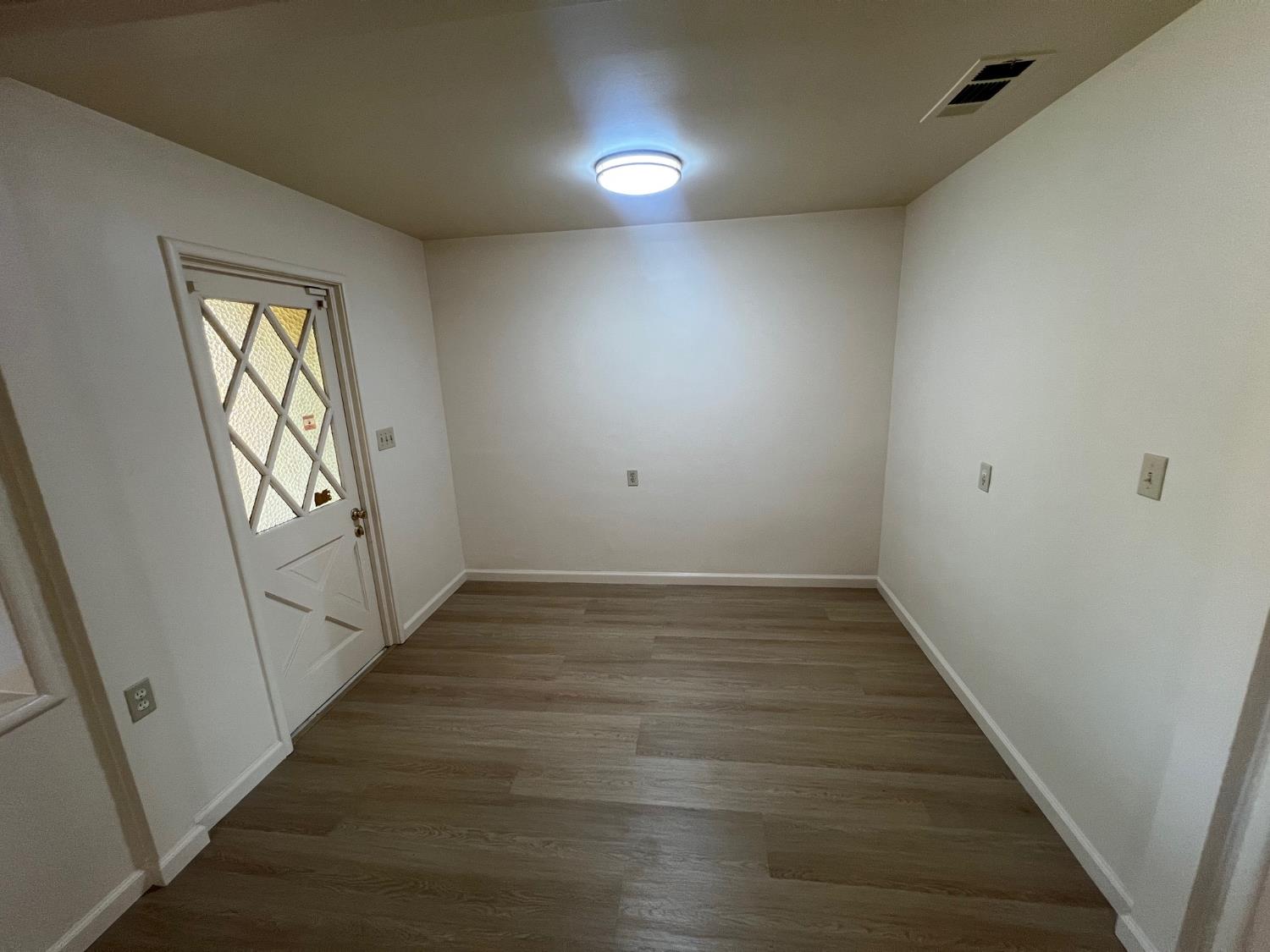 424 W Robinson Ave, Fresno, CA 93705