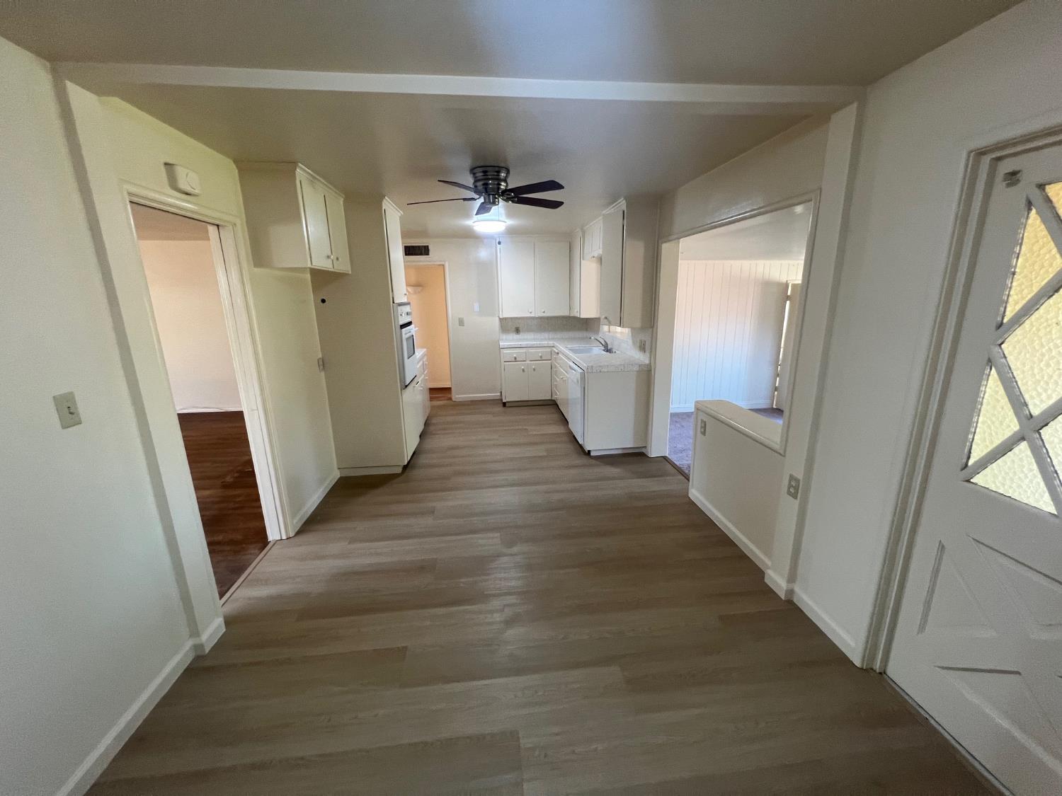 424 W Robinson Ave, Fresno, CA 93705