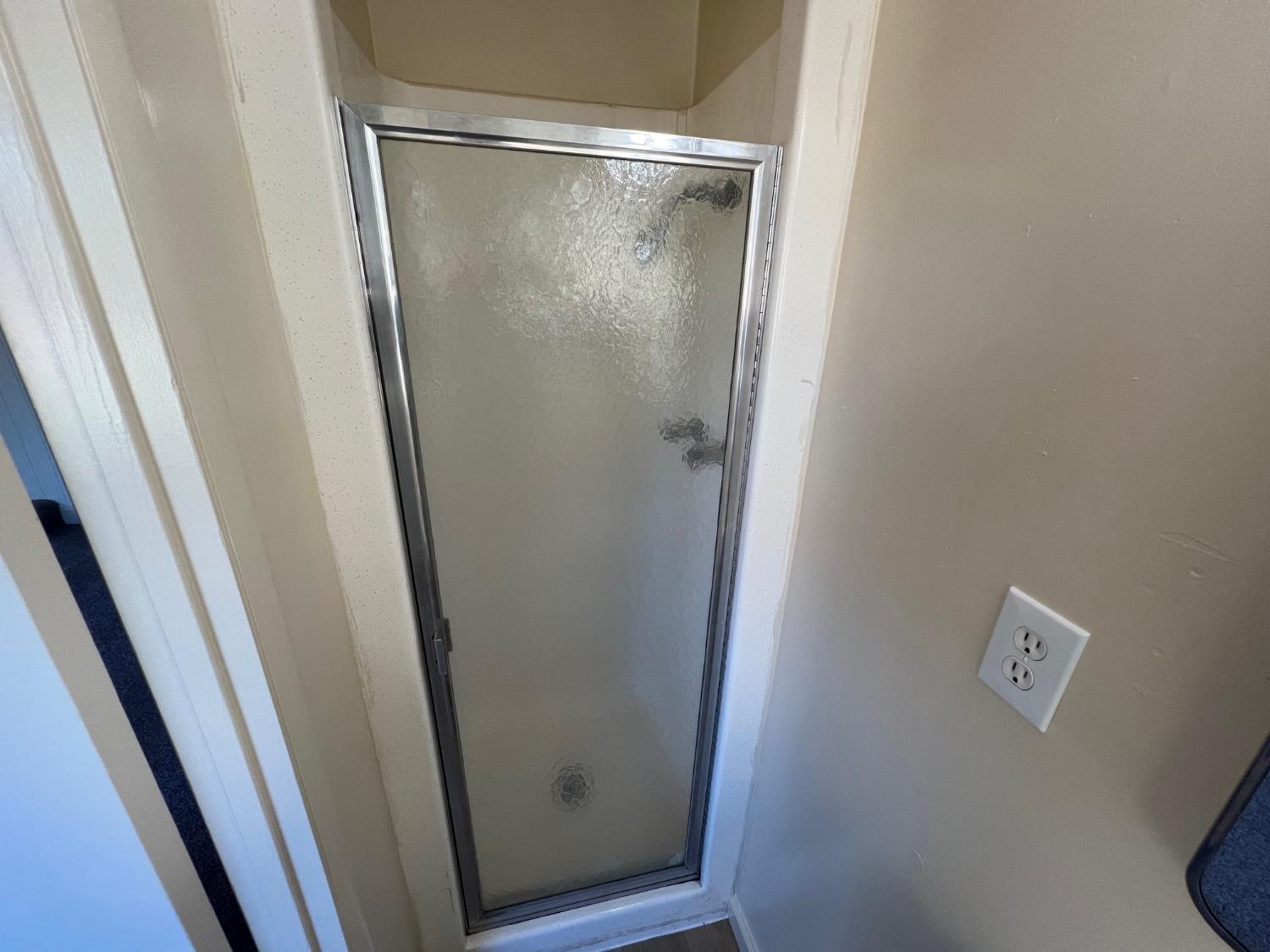 424 W Robinson Ave, Fresno, CA 93705