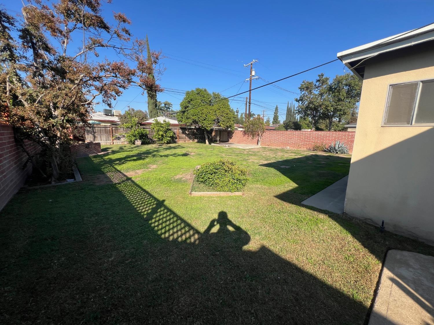 424 W Robinson Ave, Fresno, CA 93705