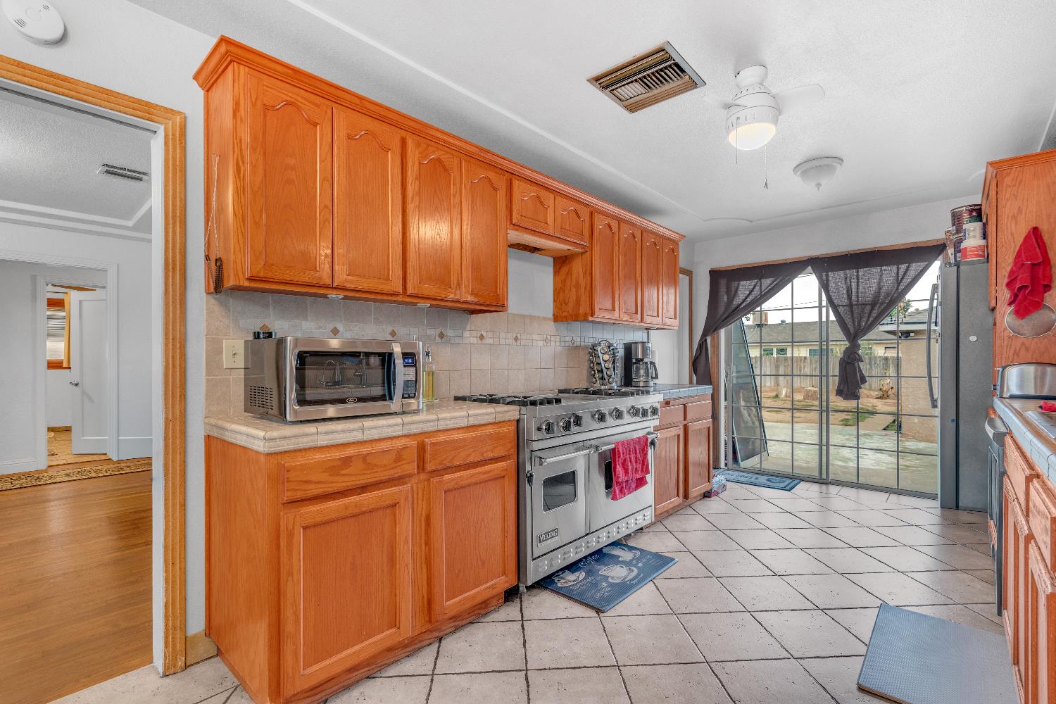 3343 E Weldon Ave, Fresno, CA 93703