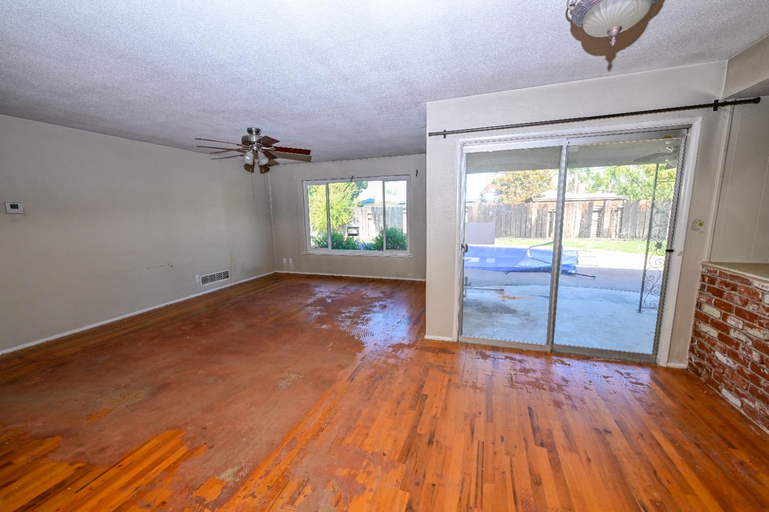 4565 E Normal Ave, Fresno, CA 93703