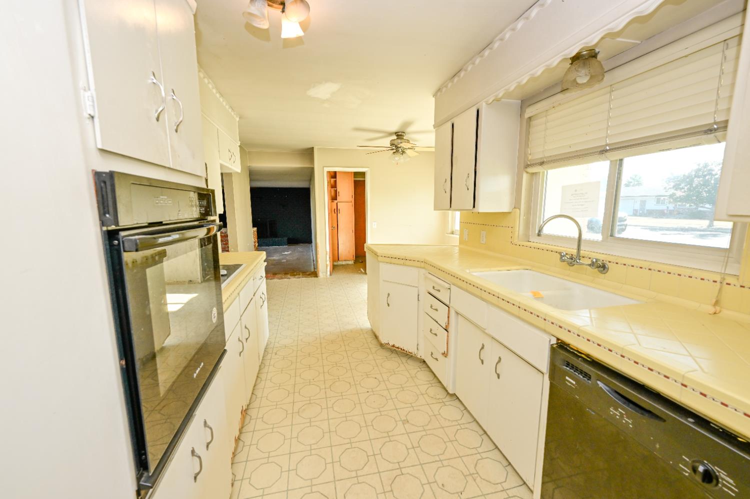 4565 E Normal Ave, Fresno, CA 93703