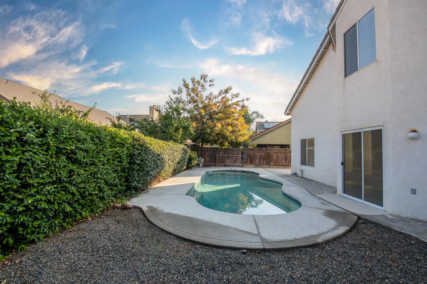 2356 E Carter Ave, Fresno, CA 93730