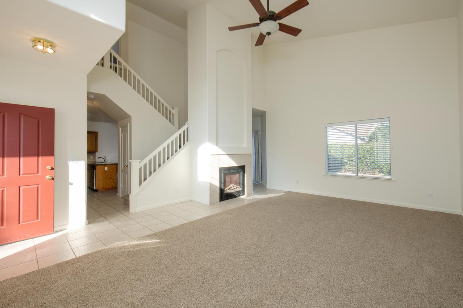 2356 E Carter Ave, Fresno, CA 93730