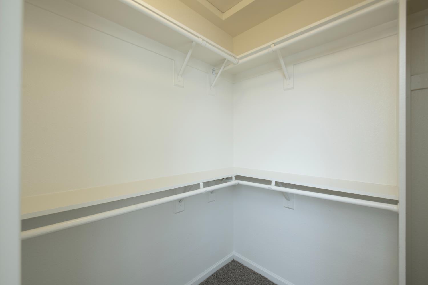 2356 E Carter Ave, Fresno, CA 93730