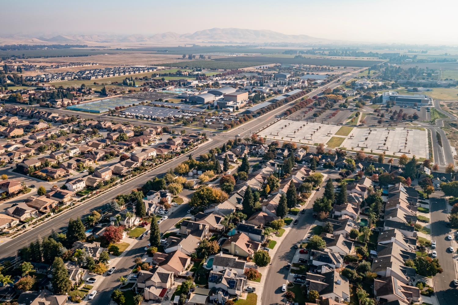 2356 E Carter Ave, Fresno, CA 93730