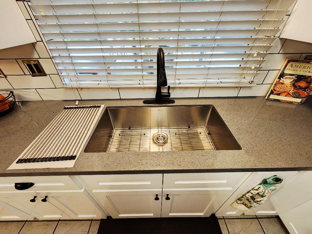 4902 E Eugenia Ave, Fresno, CA 93725