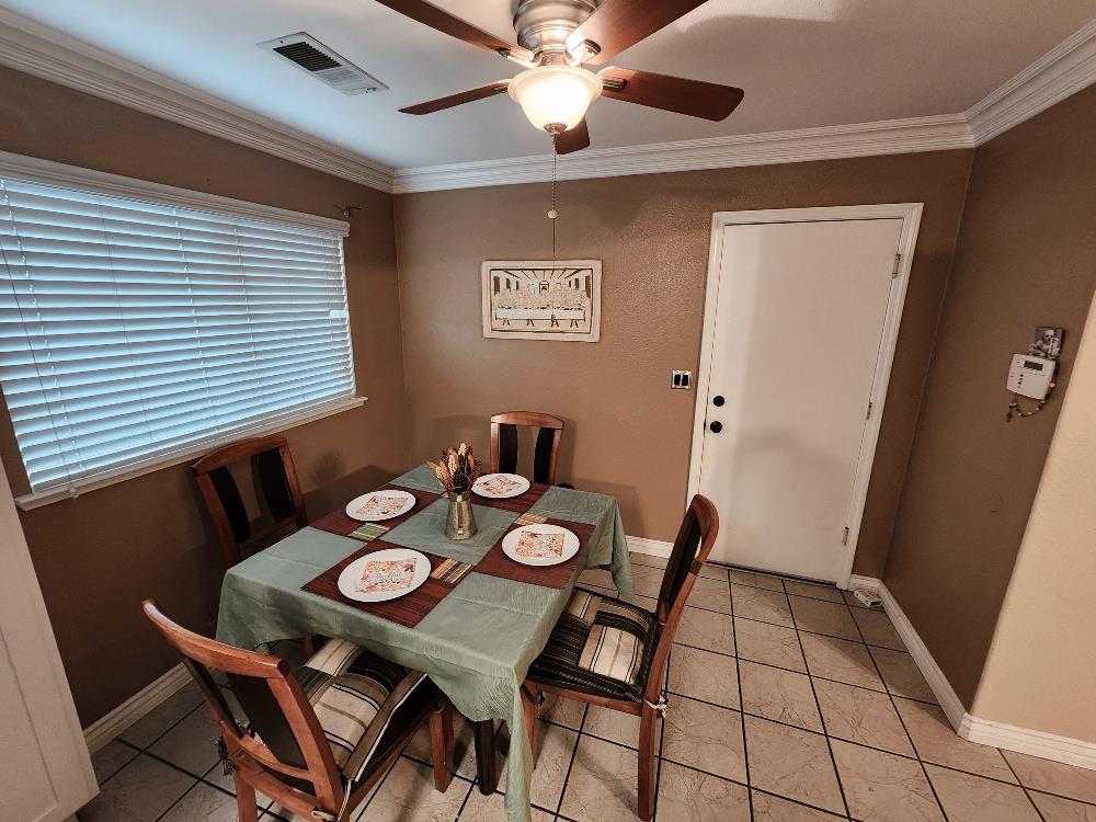 4902 E Eugenia Ave, Fresno, CA 93725