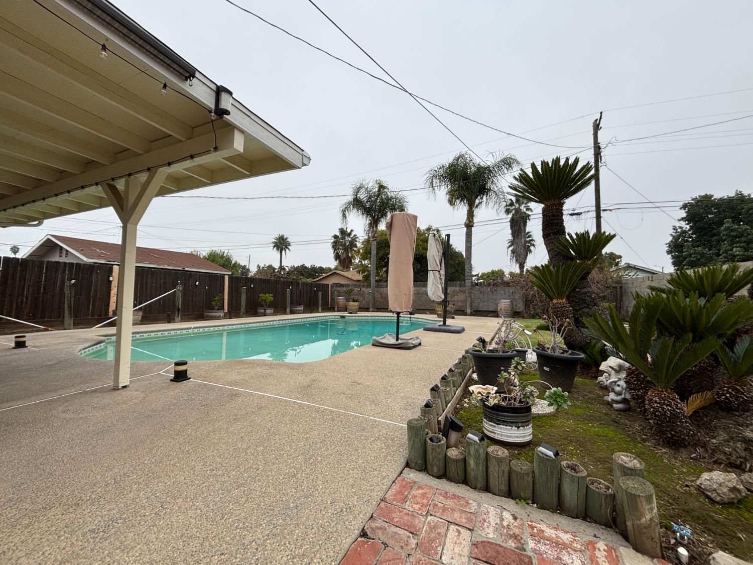 3256 E Lowe Ave, Fresno, CA 93702