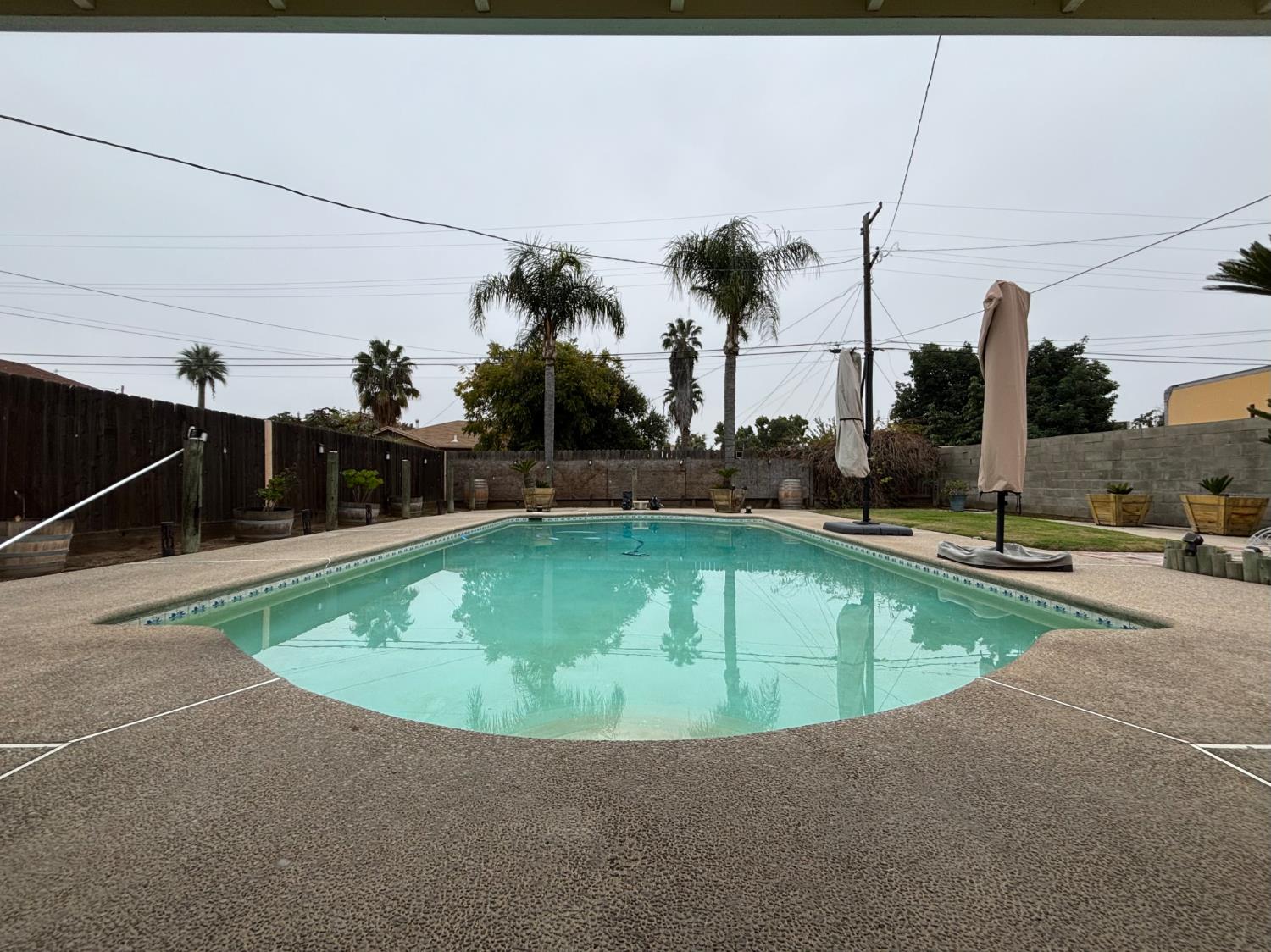 3256 E Lowe Ave, Fresno, CA 93702