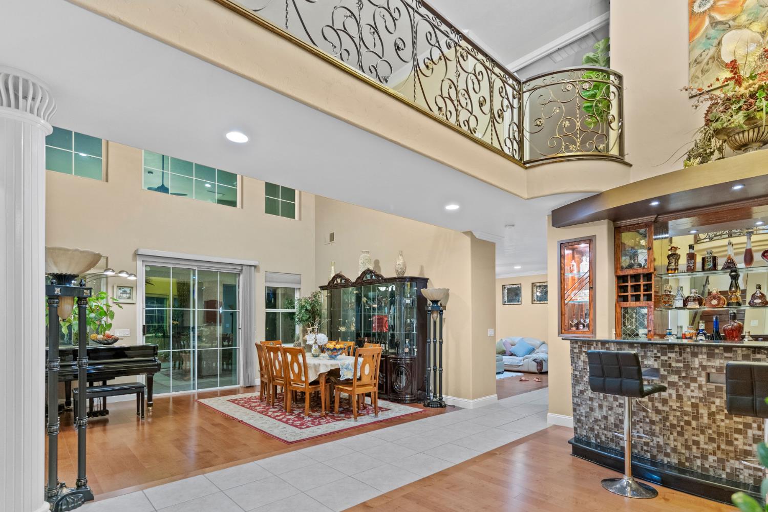 2878 E Omaha Ave, Fresno, CA 93720