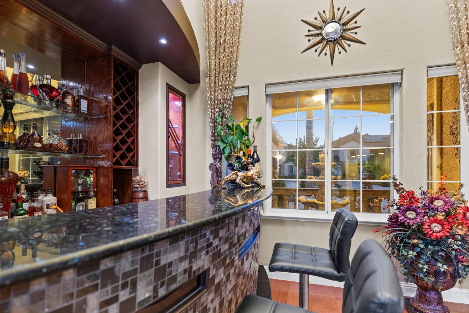 2878 E Omaha Ave, Fresno, CA 93720