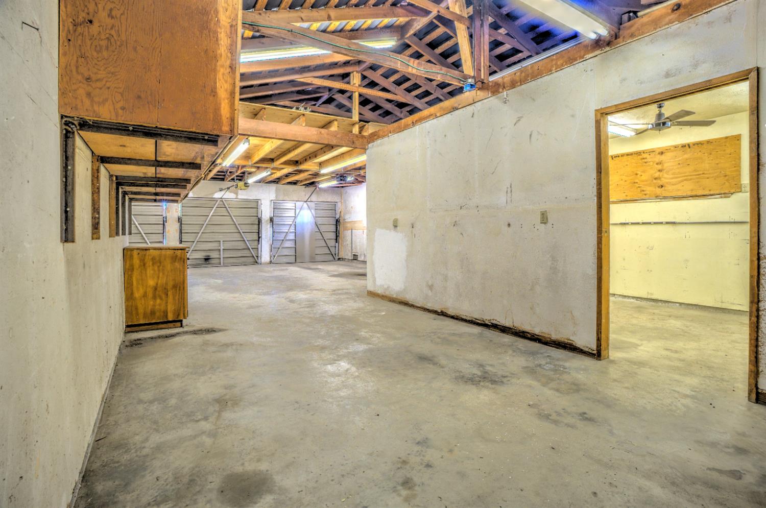 709 W Alamos Ave, Fresno, CA 93705