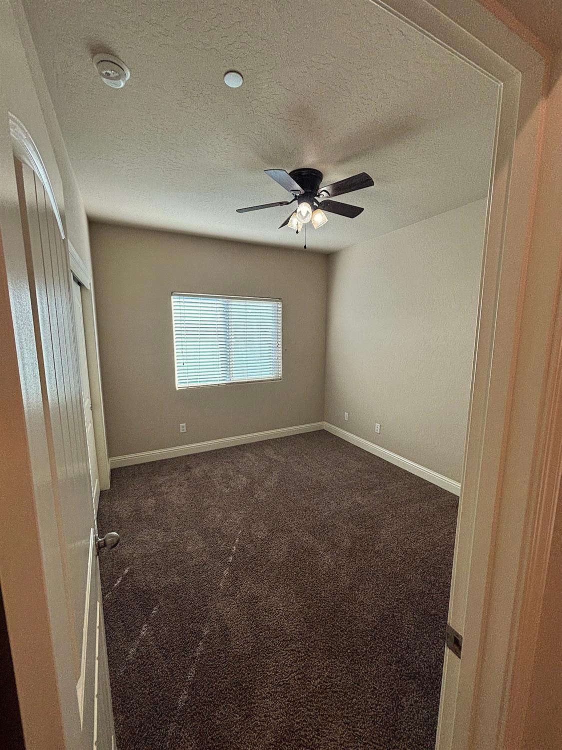 6248 E Farrin Ave, Fresno, CA 93727