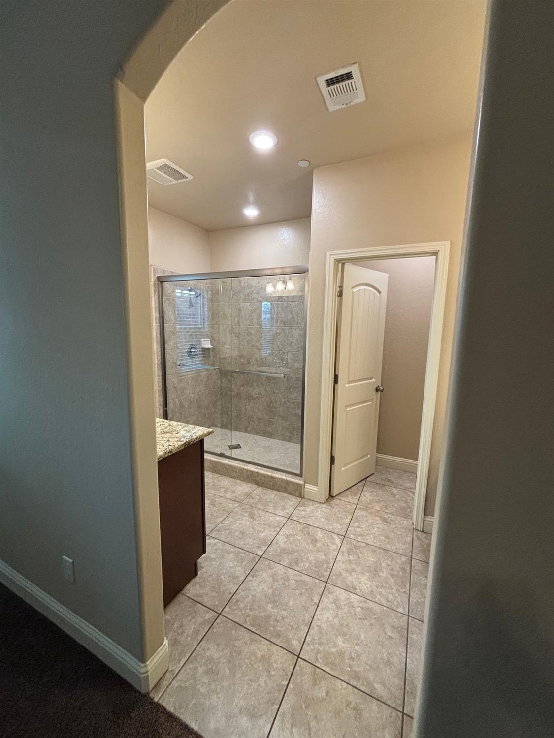 6248 E Farrin Ave, Fresno, CA 93727