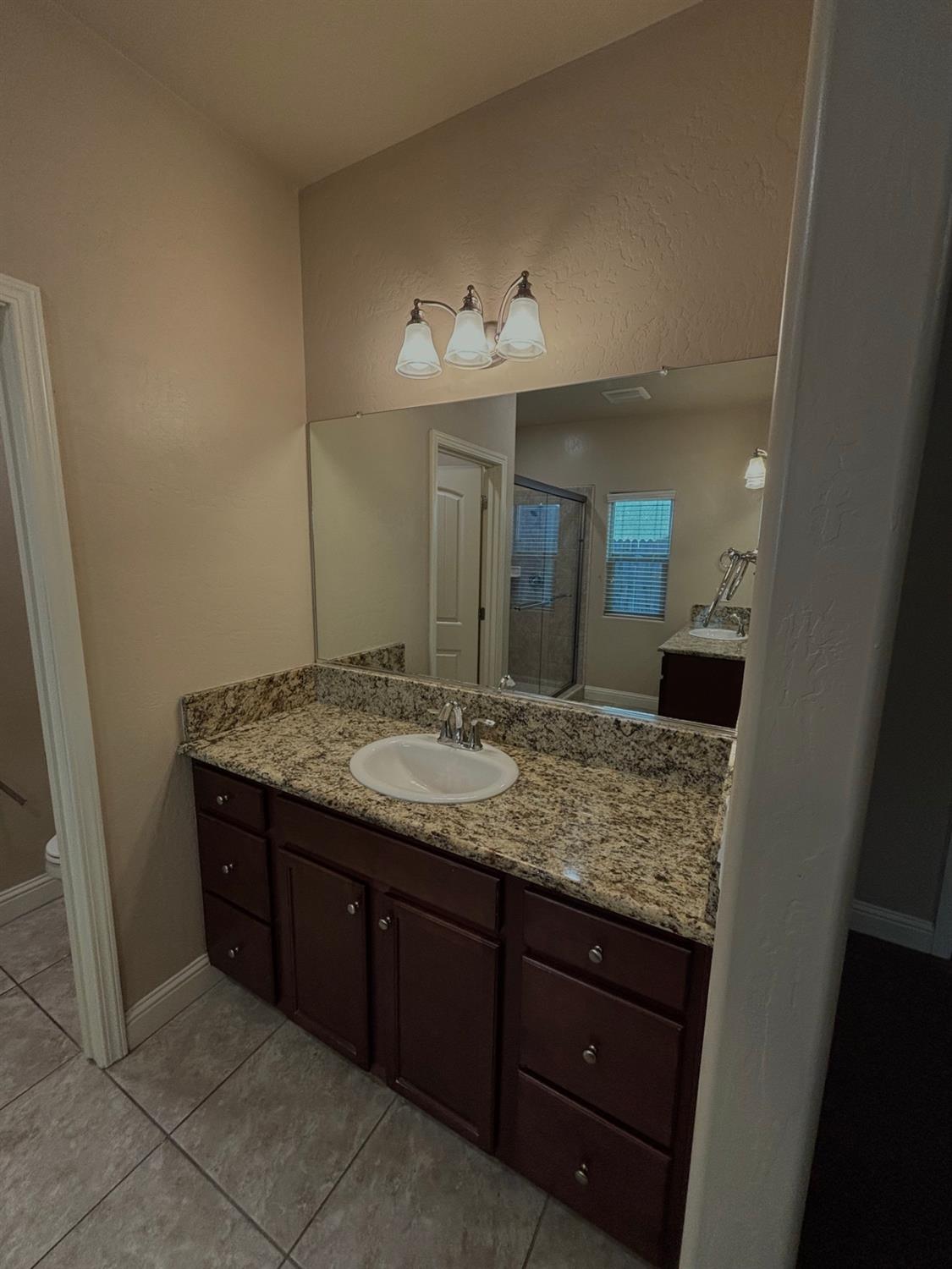 6248 E Farrin Ave, Fresno, CA 93727