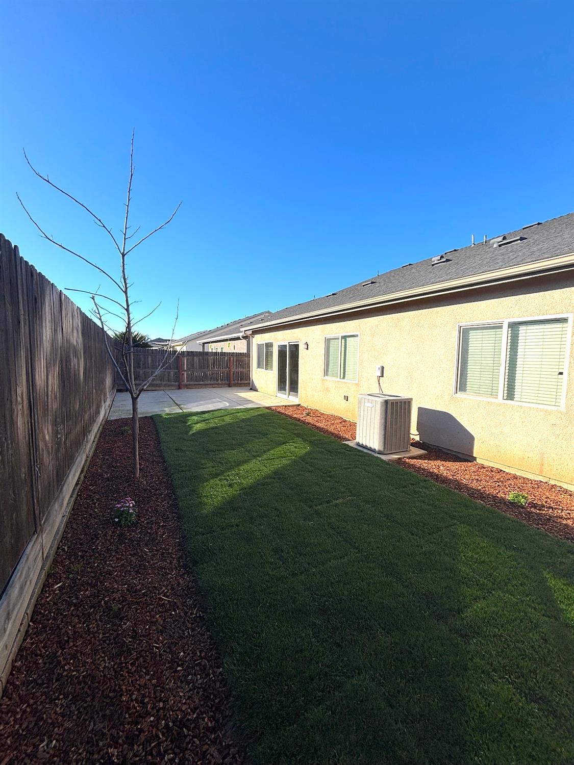 6248 E Farrin Ave, Fresno, CA 93727