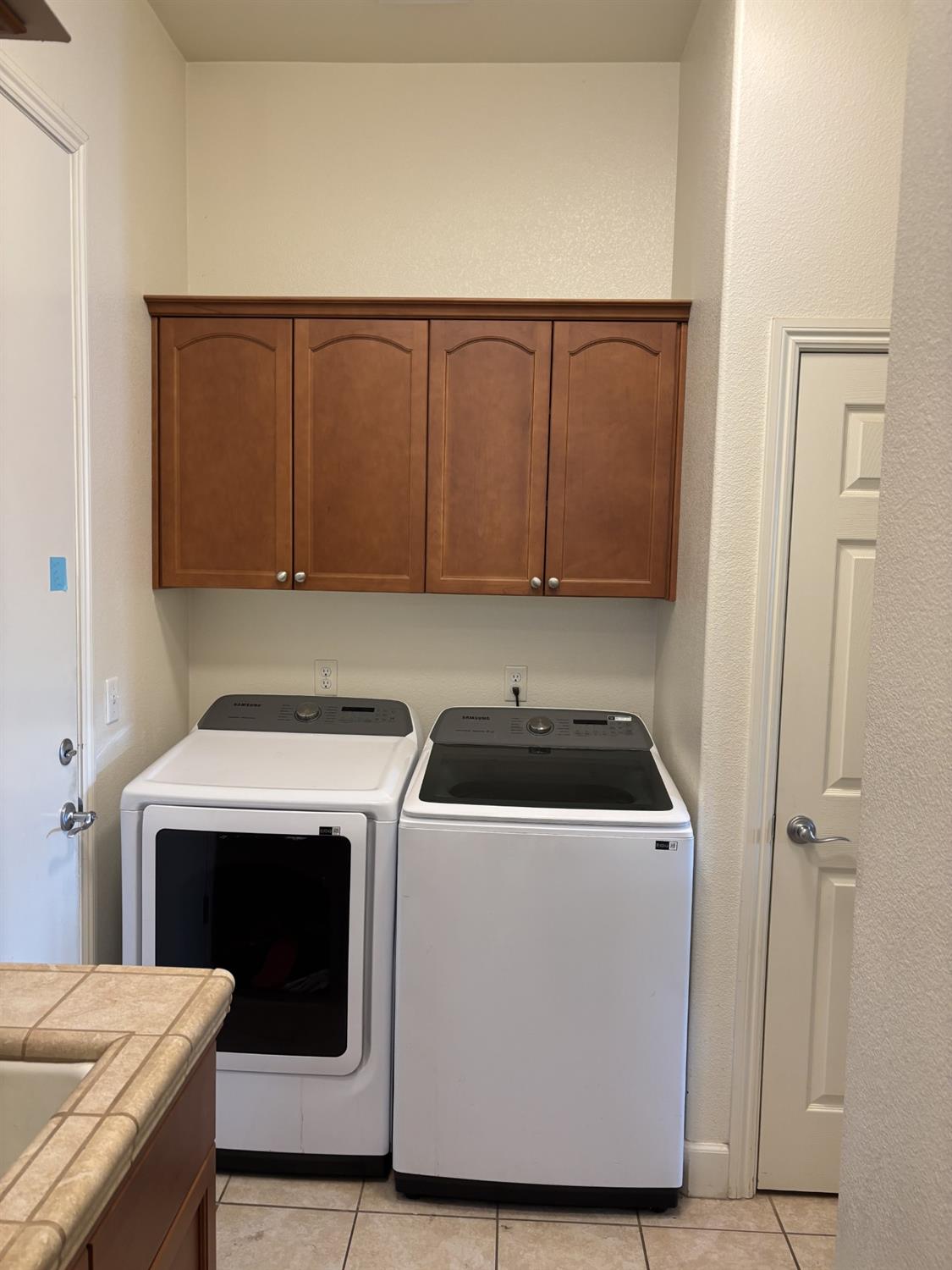 7163 W Oswego Ave, Fresno, CA 93723