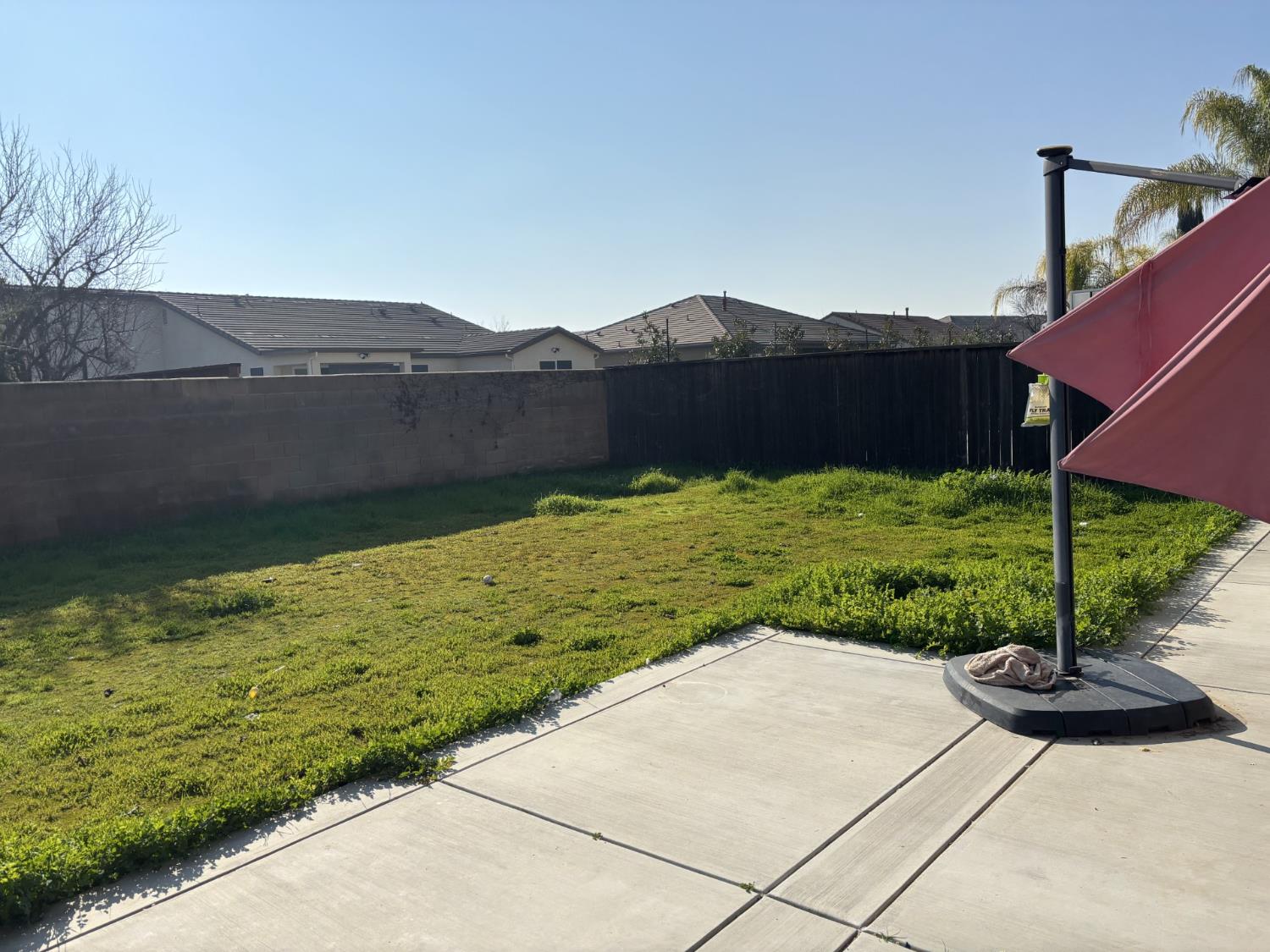 7163 W Oswego Ave, Fresno, CA 93723