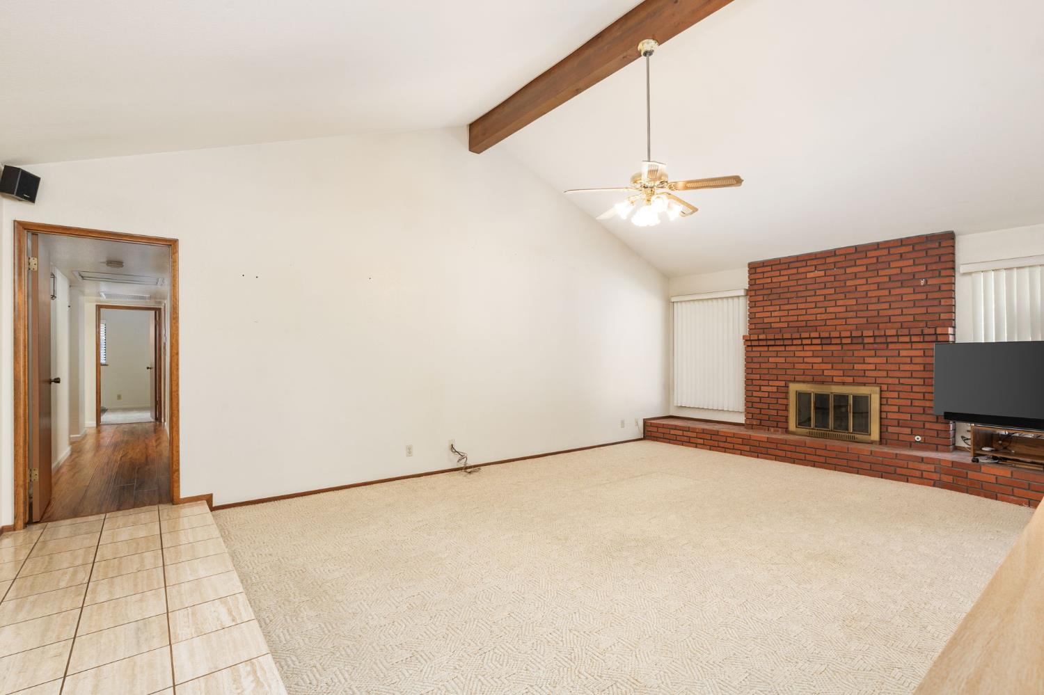 1544 E Jordan Ave, Fresno, CA 93720