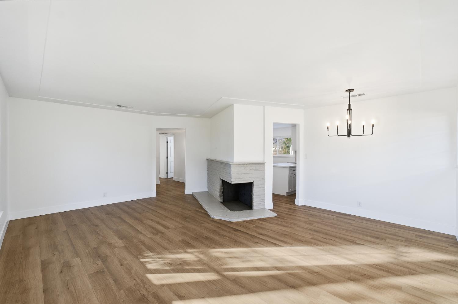 4023 E Fedora Ave, Fresno, CA 93726