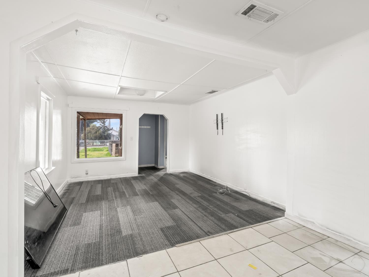 2509 S 10Th St, Fresno, CA 93725