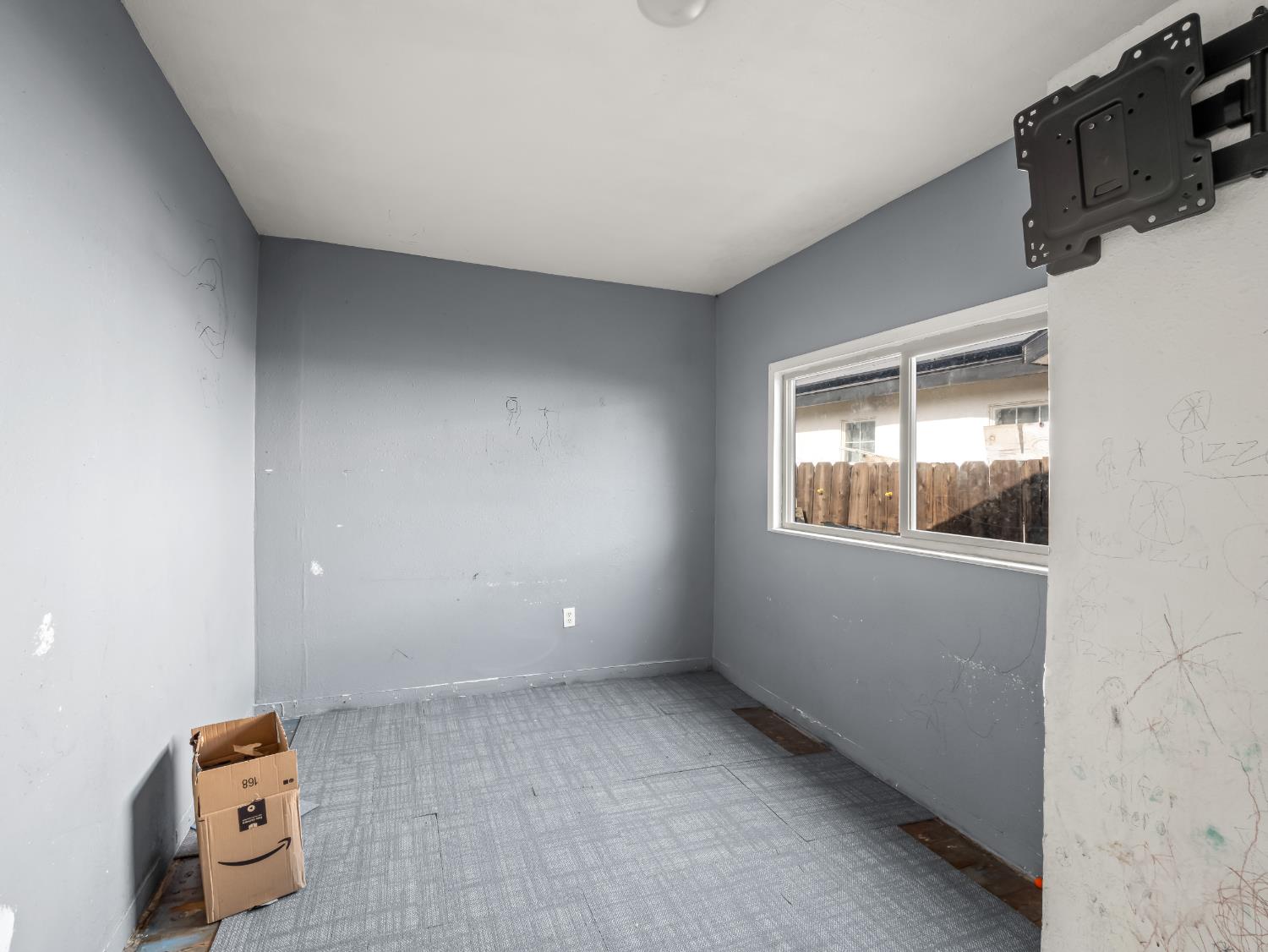 2509 S 10Th St, Fresno, CA 93725