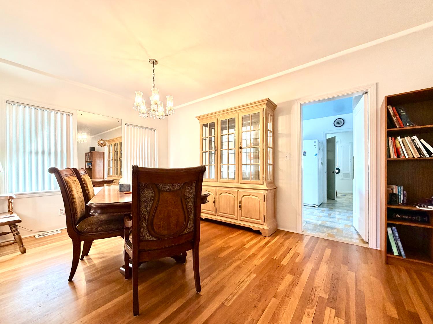 1411 N Harrison Ave, Fresno, CA 93728