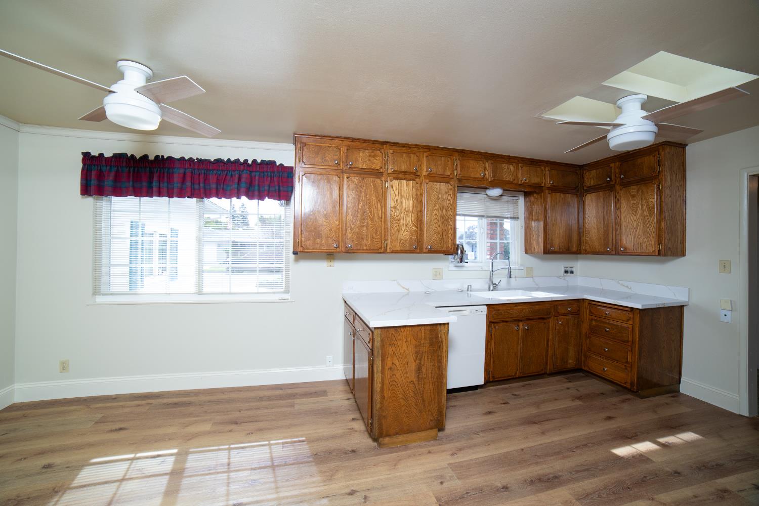 1514 E Escalon, Fresno, CA 93710